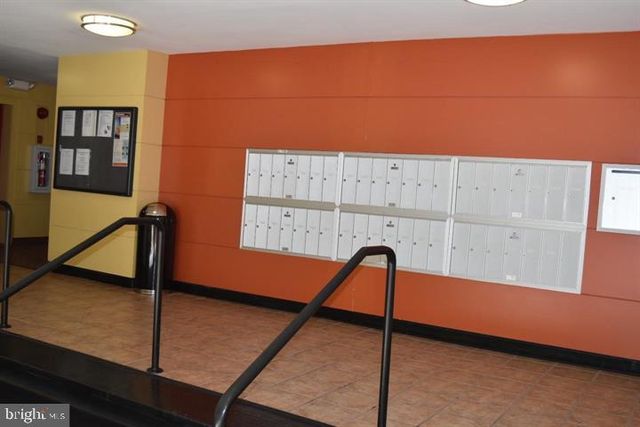 4 S VAN DORN ST #503, Alexandria, VA 22304