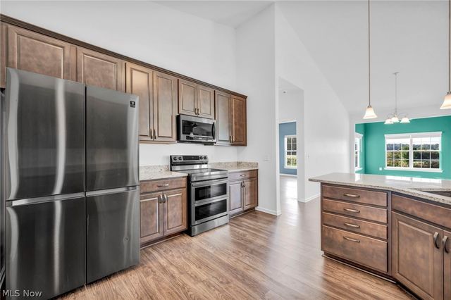 6517 Tree Top Place, North Ridgeville, OH 44039