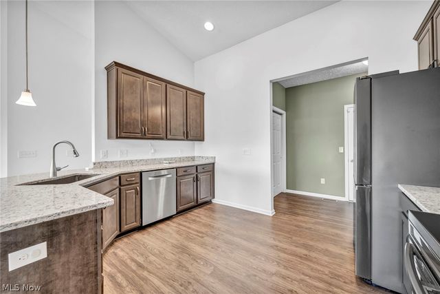 6517 Tree Top Place, North Ridgeville, OH 44039