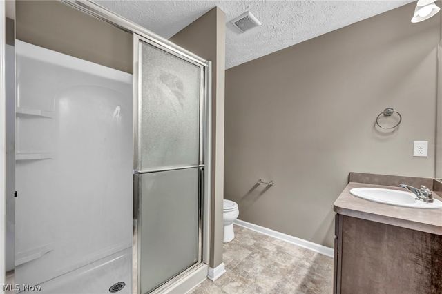 6517 Tree Top Place, North Ridgeville, OH 44039