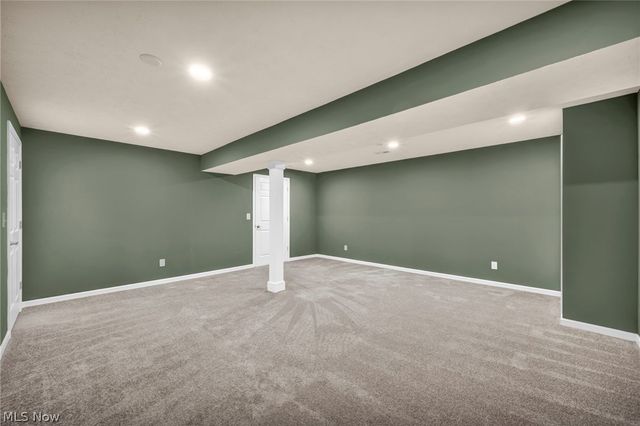 6517 Tree Top Place, North Ridgeville, OH 44039