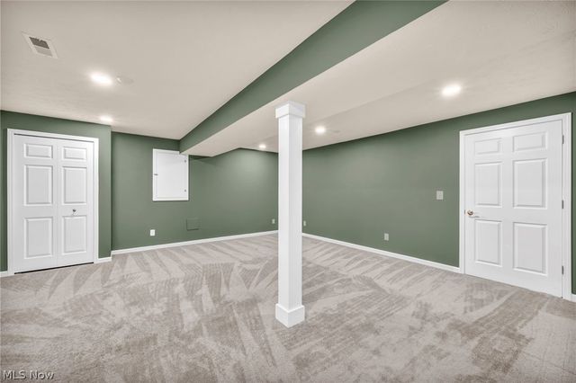 6517 Tree Top Place, North Ridgeville, OH 44039