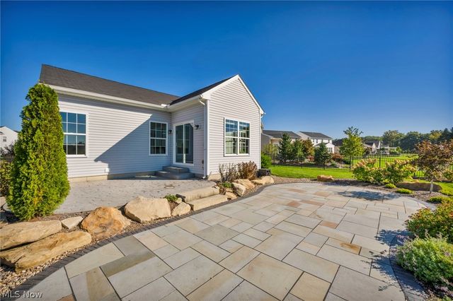 6517 Tree Top Place, North Ridgeville, OH 44039
