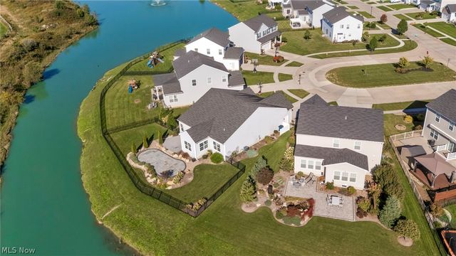 6517 Tree Top Place, North Ridgeville, OH 44039
