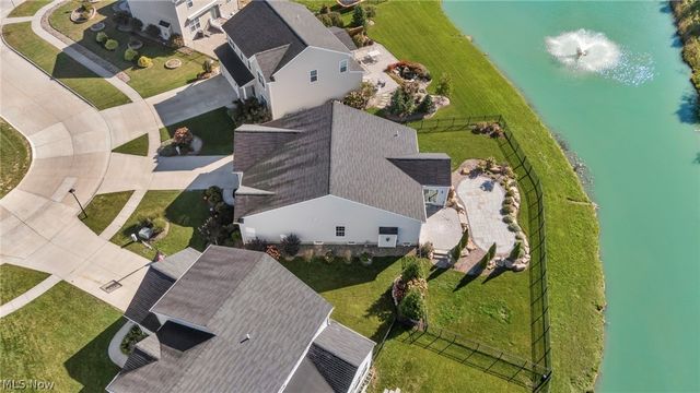 6517 Tree Top Place, North Ridgeville, OH 44039