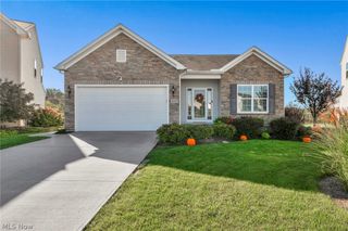 6517 Tree Top Place, North Ridgeville, OH 44039