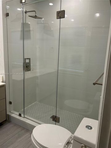 4255 Lennox Dr, Miami, FL 33133