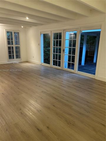 4255 Lennox Dr, Miami, FL 33133