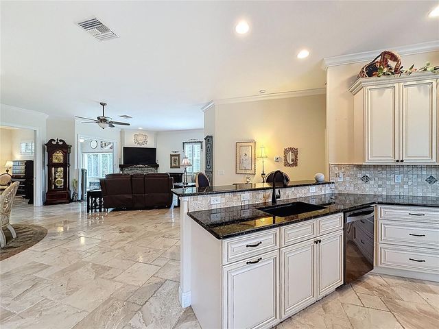 9184 S DEER PARK DRIVE, Homosassa, FL 34446