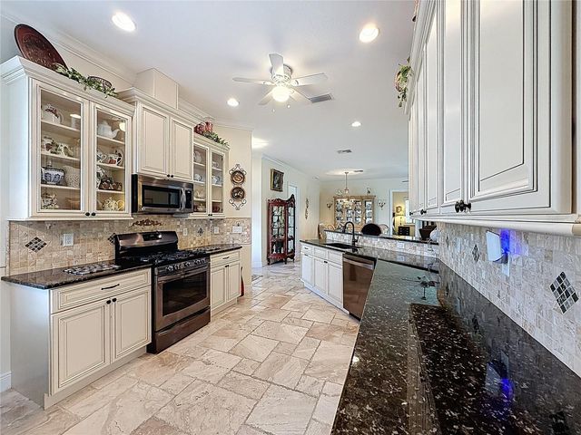 9184 S DEER PARK DRIVE, Homosassa, FL 34446