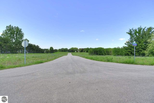 20 Stafford Drive, Traverse City, MI 49685