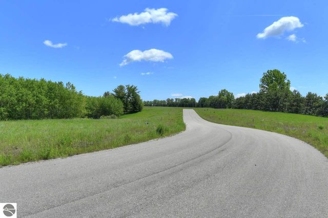 20 Stafford Drive, Traverse City, MI 49685