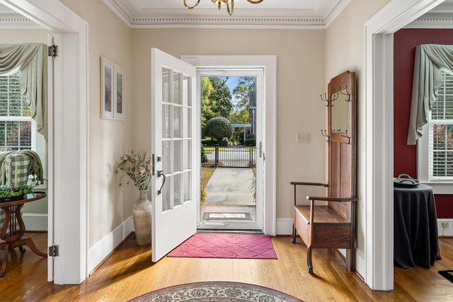 308 W Walnut Street, Clinton, SC 29325