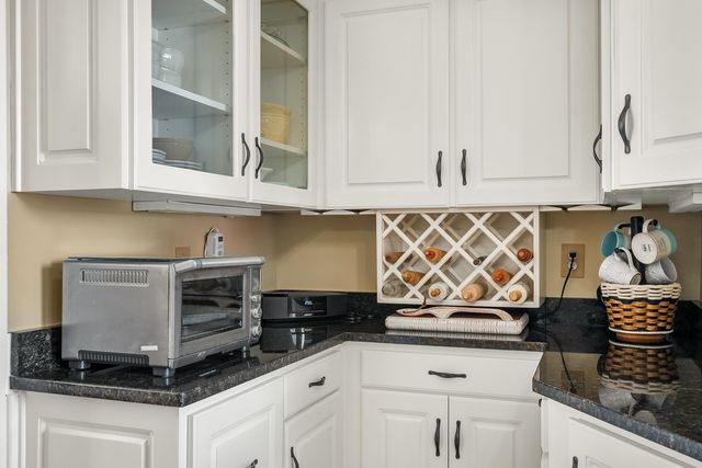 308 W Walnut Street, Clinton, SC 29325