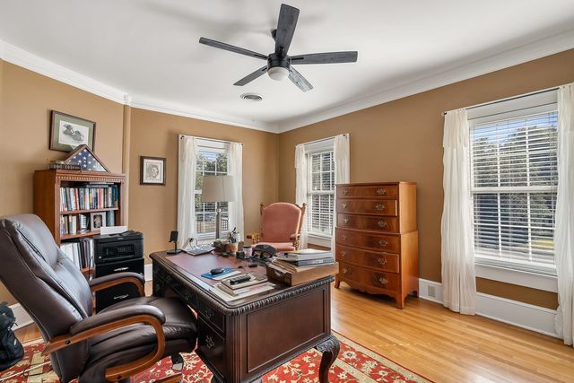 308 W Walnut Street, Clinton, SC 29325