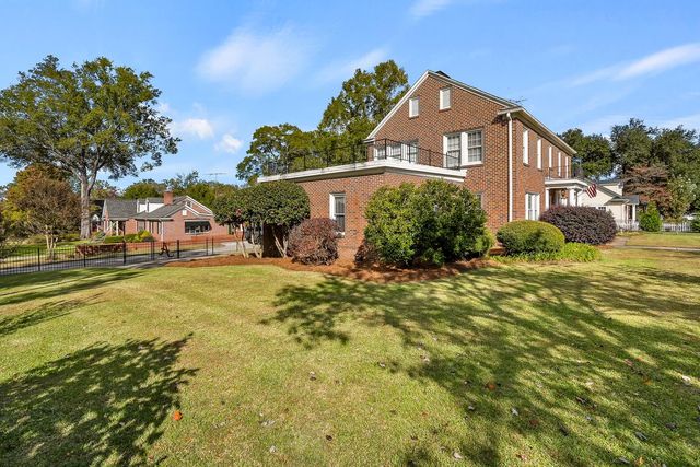 308 W Walnut Street, Clinton, SC 29325