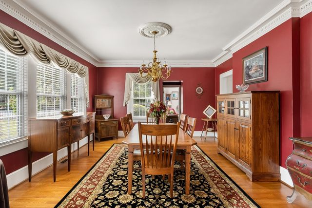 308 W Walnut Street, Clinton, SC 29325