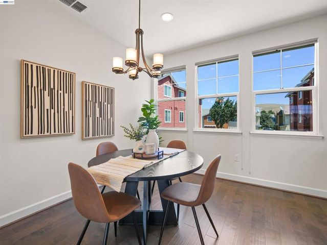 333 Basswood Cmn 8, Livermore, CA 94551
