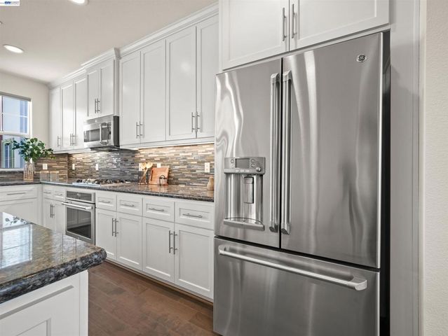 333 Basswood Cmn 8, Livermore, CA 94551