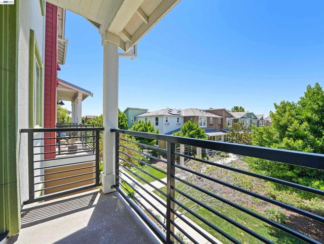 333 Basswood Cmn 8, Livermore, CA 94551