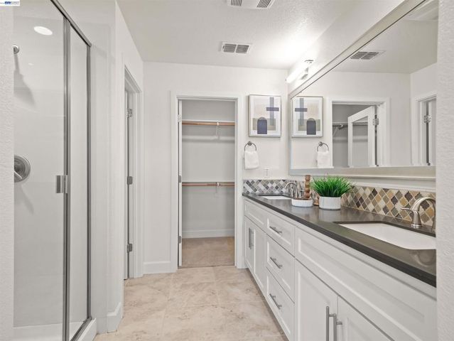 333 Basswood Cmn 8, Livermore, CA 94551