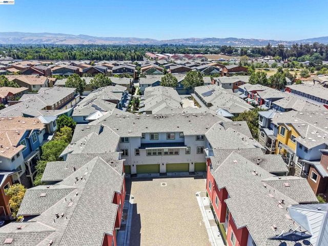 333 Basswood Cmn 8, Livermore, CA 94551