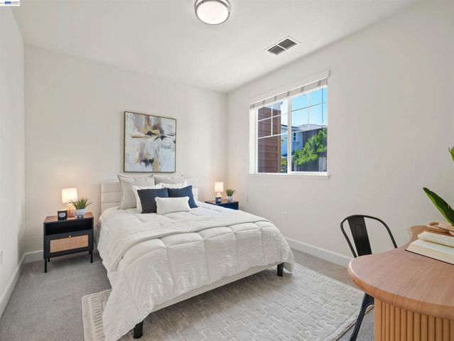 333 Basswood Cmn 8, Livermore, CA 94551