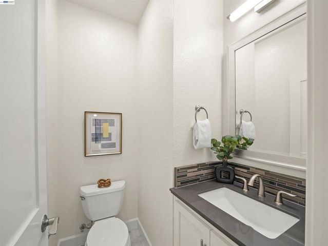 333 Basswood Cmn 8, Livermore, CA 94551