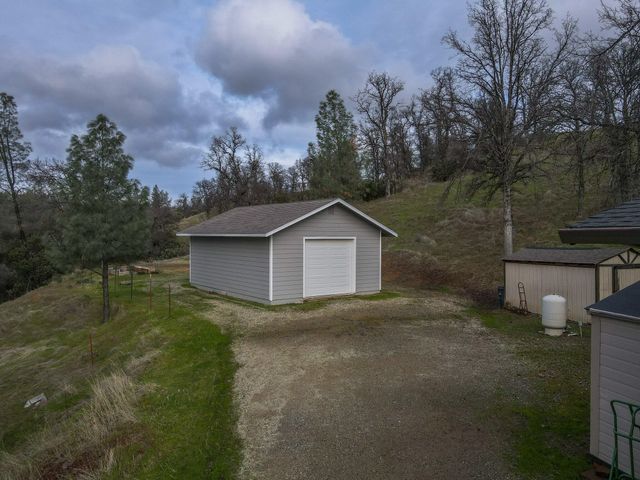 18725 Wilderness Trail, Cottonwood, CA 96022