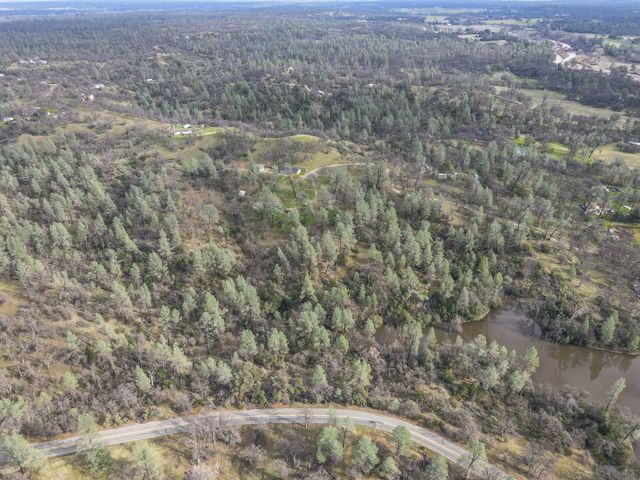 18725 Wilderness Trail, Cottonwood, CA 96022