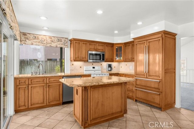 6595 Jaluit Street, Cypress, CA 90630