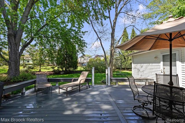 6540 Alderley Way, West Bloomfield, MI 48322