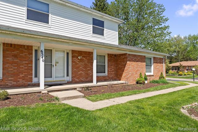 6540 Alderley Way, West Bloomfield, MI 48322