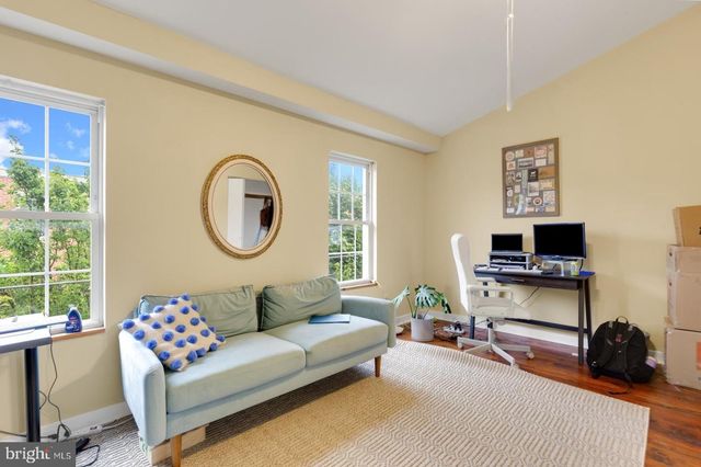 1310 E SUSQUEHANNA AVE, Philadelphia, PA 19125