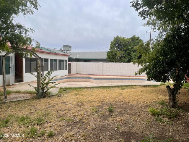 1050 E 10TH Avenue, Mesa, AZ 85204