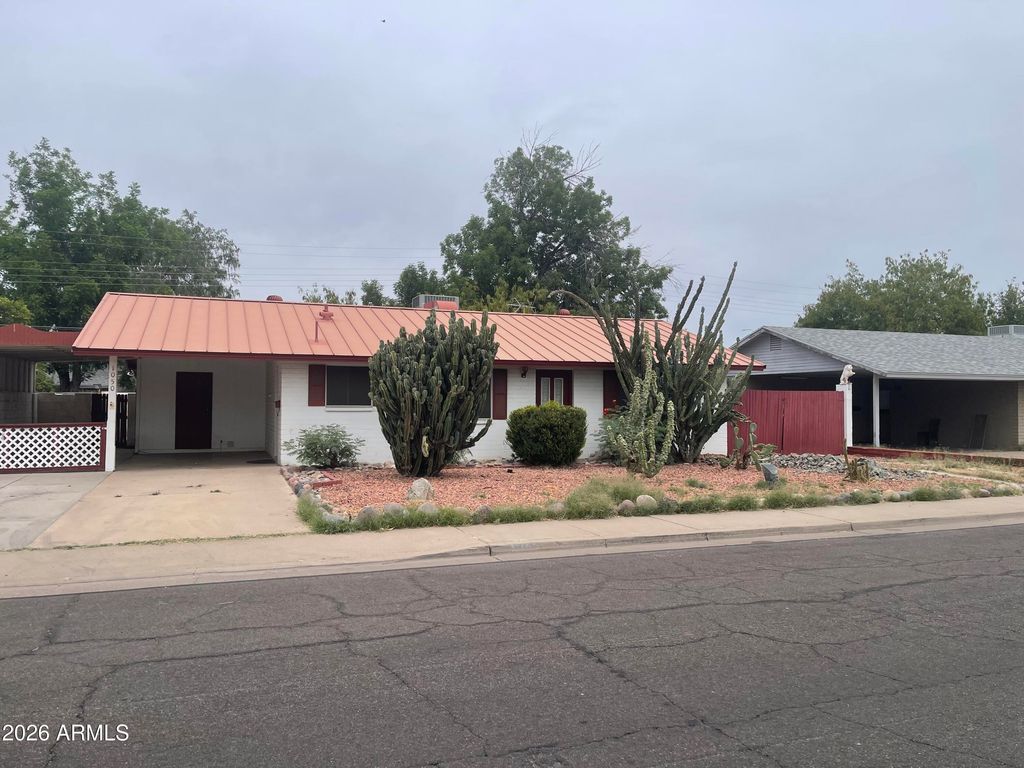 1050 E 10TH Avenue, Mesa, AZ 85204