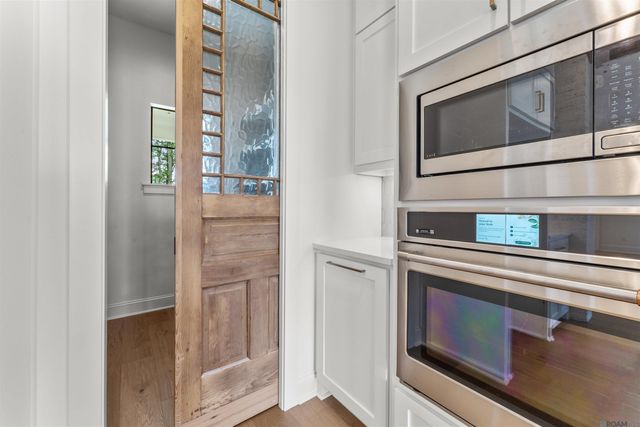 9053 Hillon Hood Rd, Denham Springs, LA 70726