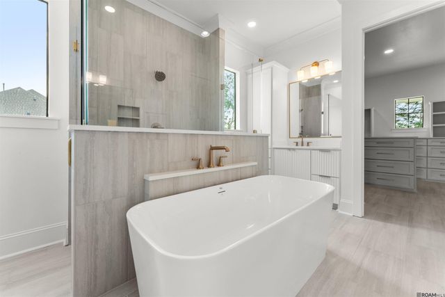 9053 Hillon Hood Rd, Denham Springs, LA 70726