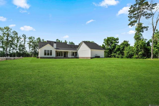 9053 Hillon Hood Rd, Denham Springs, LA 70726