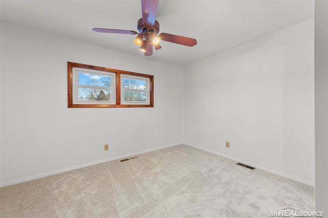 69455 Hicks Road, Armada Twp, MI 48005
