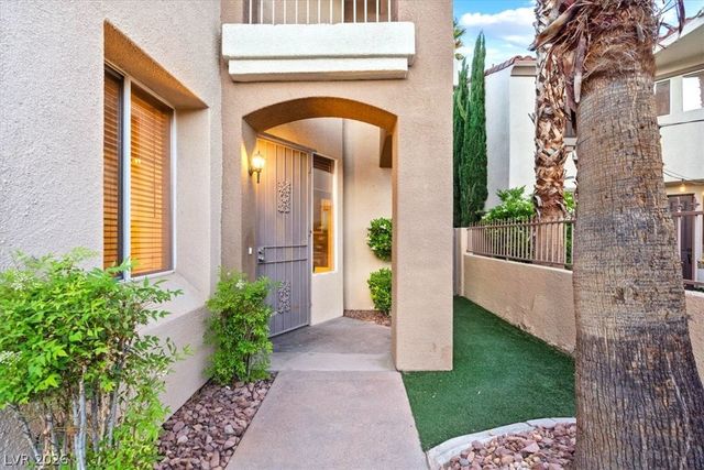 1708 Cordoba Canyon Street, Las Vegas, NV 89117