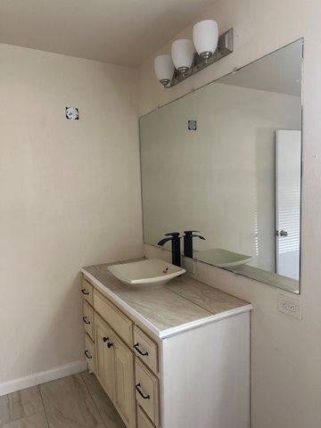 6832 Craig Street, Fort Worth, TX 76112