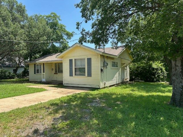 6832 Craig Street, Fort Worth, TX 76112