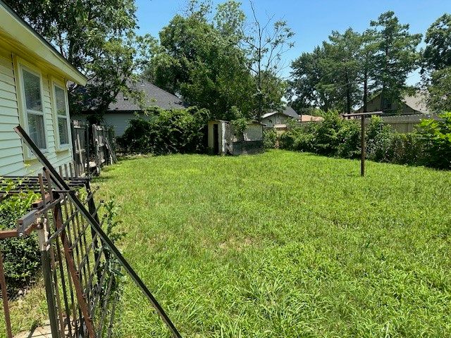 6832 Craig Street, Fort Worth, TX 76112