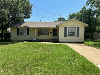 6832 Craig Street, Fort Worth, TX 76112