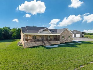 398 Shelbyville Hwy, Fayetteville, TN 37334
