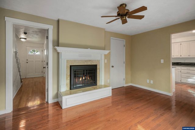 220 NW Downy Dr, Sublimity, OR 97385