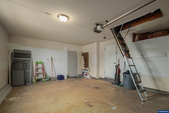 220 NW Downy Dr, Sublimity, OR 97385