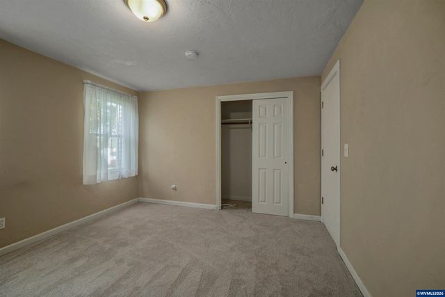 220 NW Downy Dr, Sublimity, OR 97385