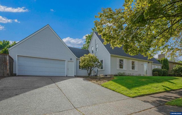 220 NW Downy Dr, Sublimity, OR 97385